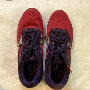 Mizuno Wave Rider 23